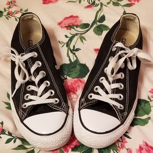 Classic black Converse